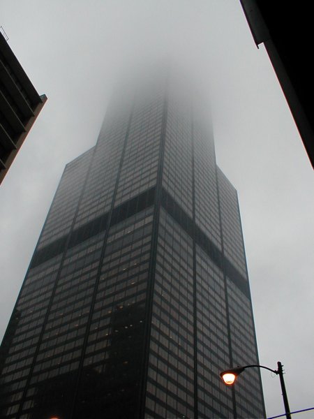 File:2001-10-24 Sears Tower in fog.jpg